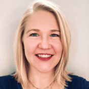 Emily Taylor headshot