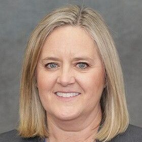 Jennifer Jackson headshot
