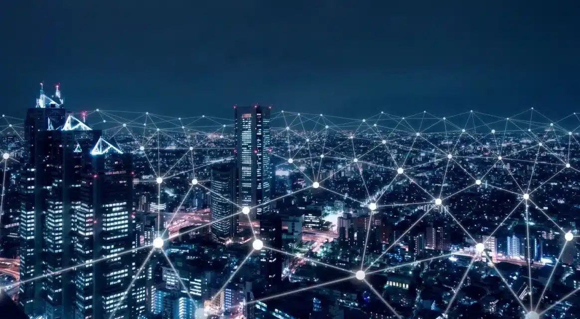 what is a data mesh