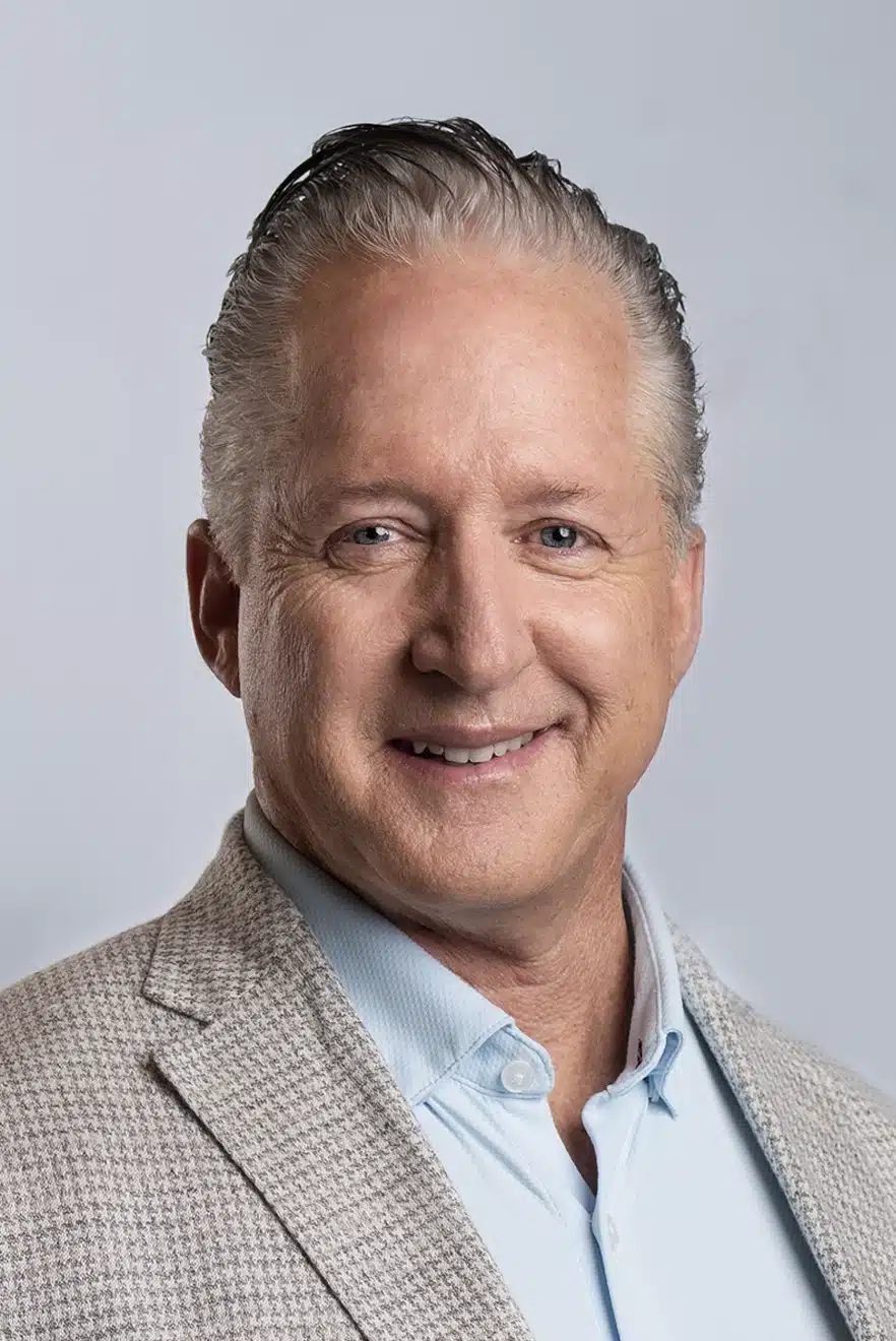 Steve Lennon headshot