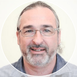 Robert DeSantis headshot