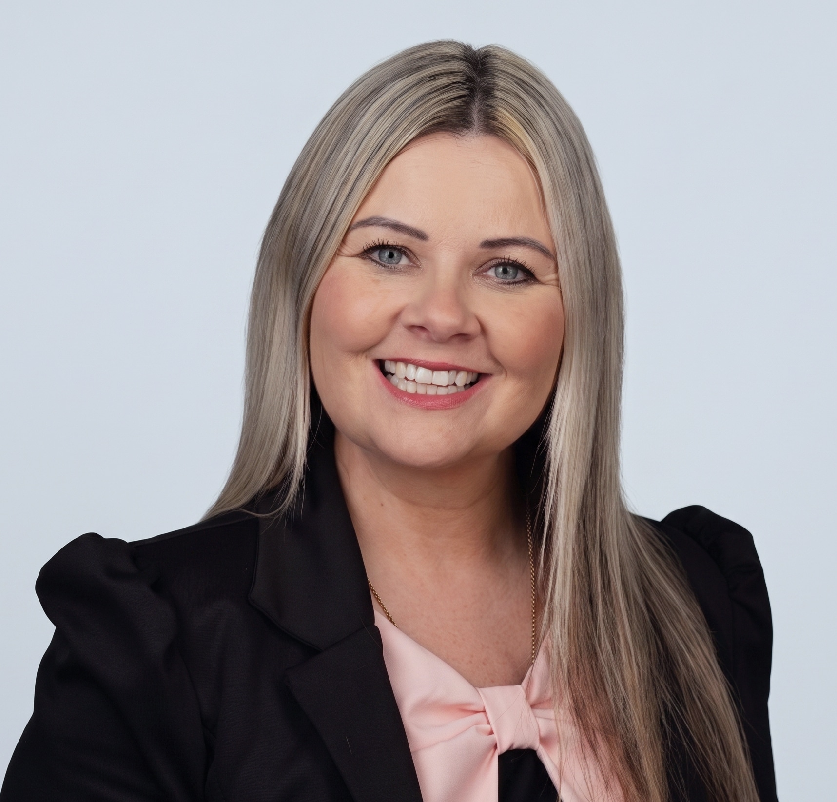 Deborah Matthews headshot